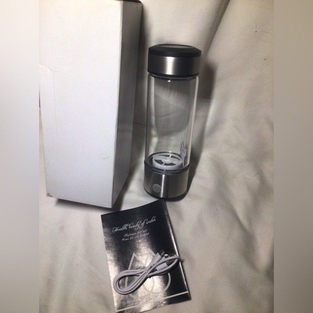 Rechargeable hydrogen glass water bottle